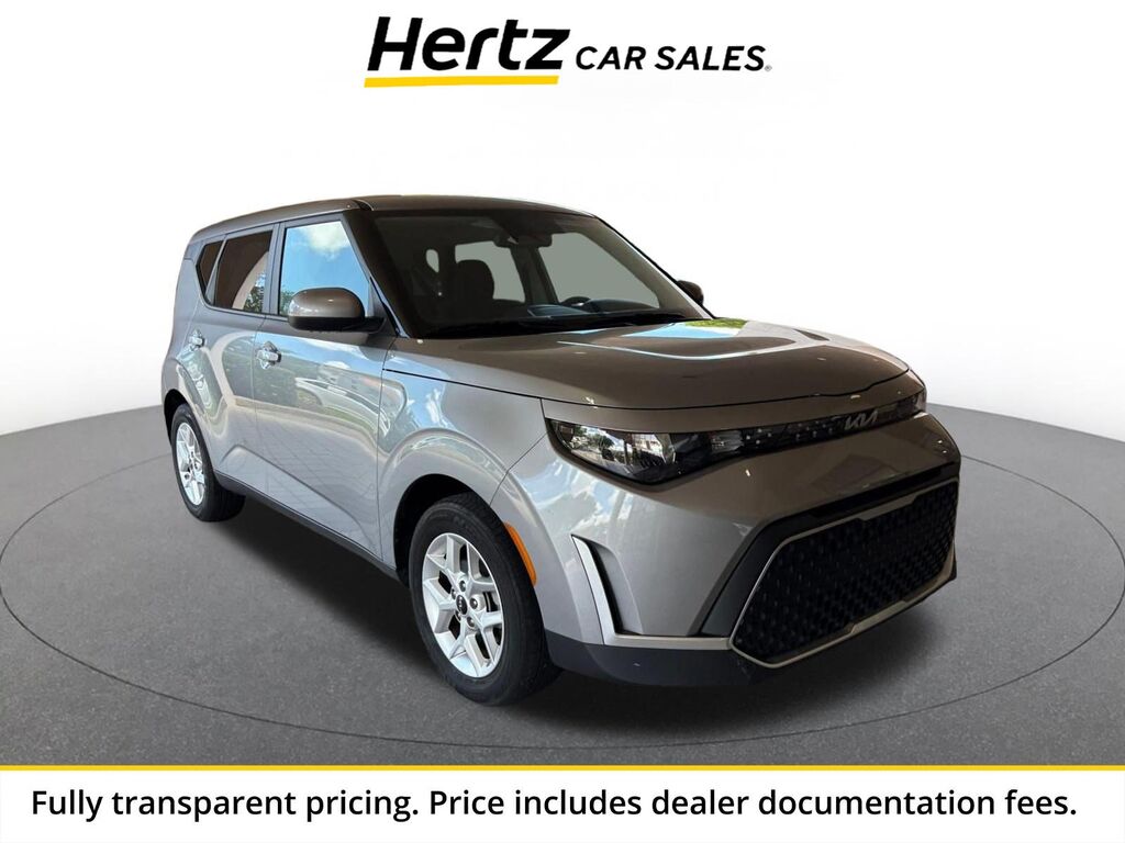 2025 Kia Soul LX — photo 1 of 1