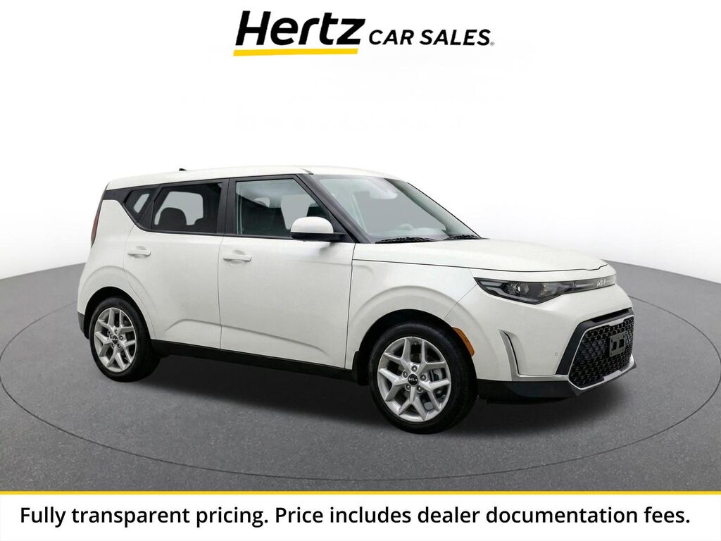 2025 Kia Soul LX — photo 1 of 2