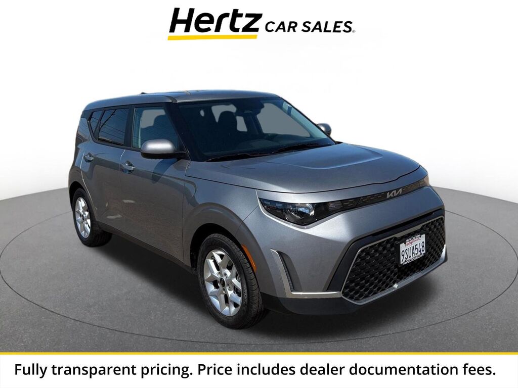 2025 Kia Soul LX — photo 1 of 1
