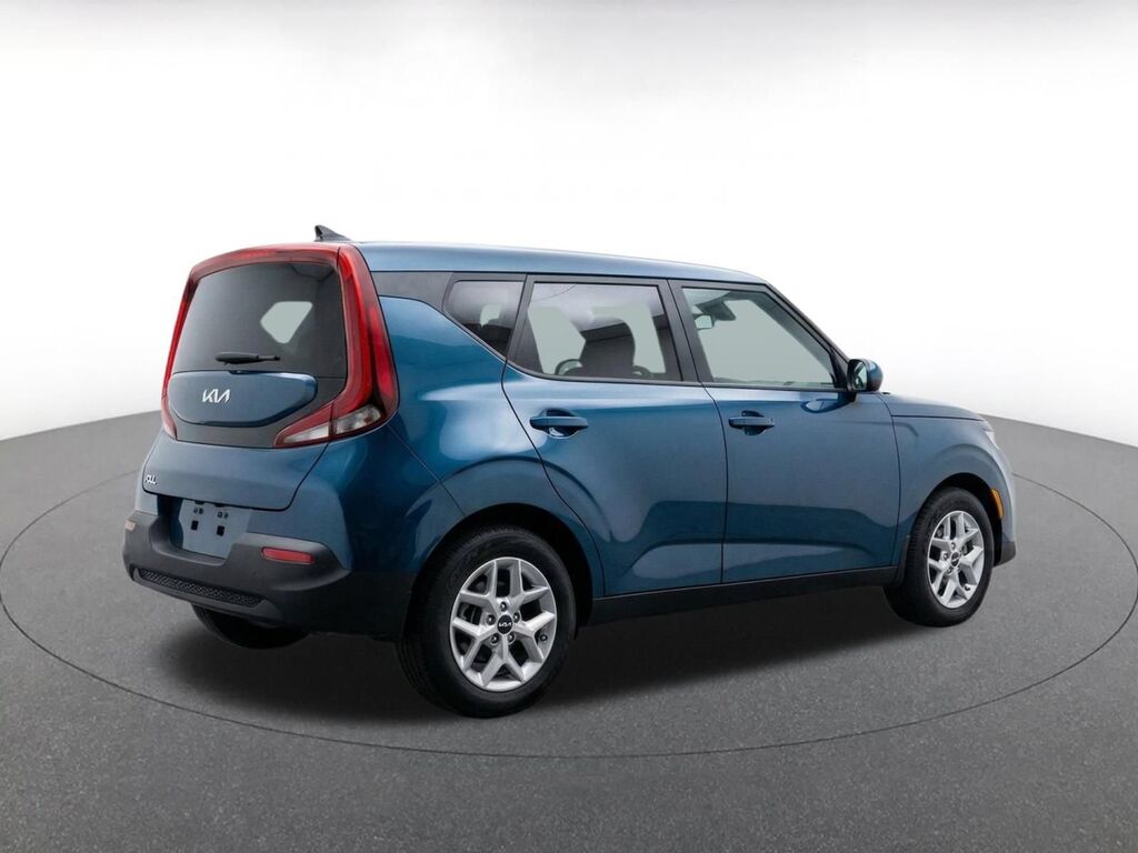 2025 Kia Soul LX — photo 1 of 1