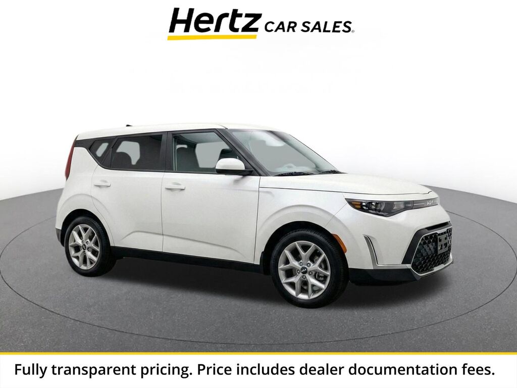 2025 Kia Soul LX — photo 1 of 2
