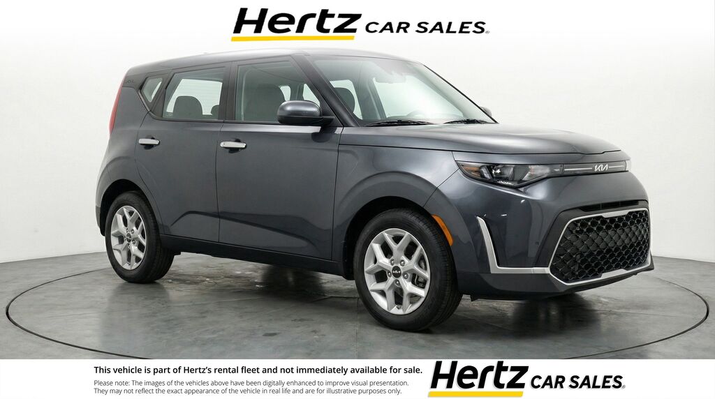 2025 Kia Soul LX — photo 1 of 2