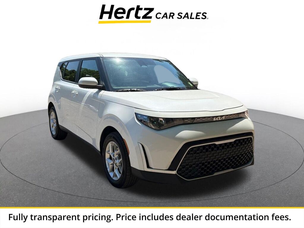 2025 Kia Soul LX — photo 1 of 1