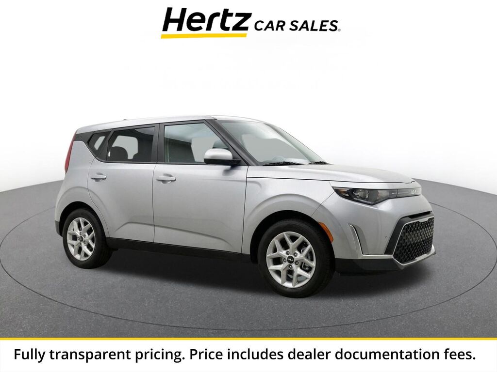 2025 Kia Soul LX — photo 1 of 2
