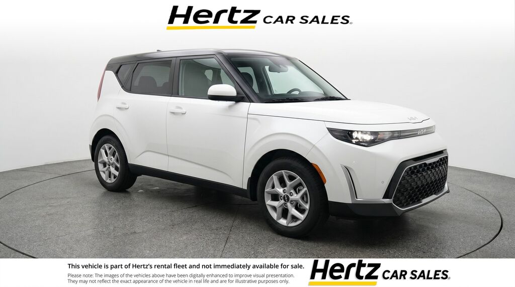 2025 Kia Soul LX — photo 1 of 2
