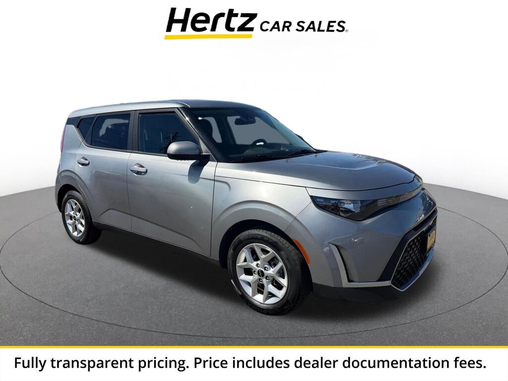 2025 Kia Soul LX — photo 1 of 1