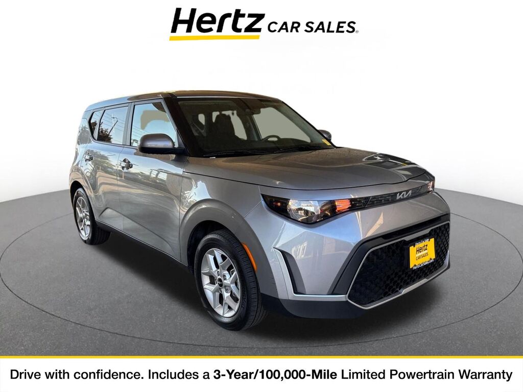 2025 Kia Soul LX — photo 1 of 11