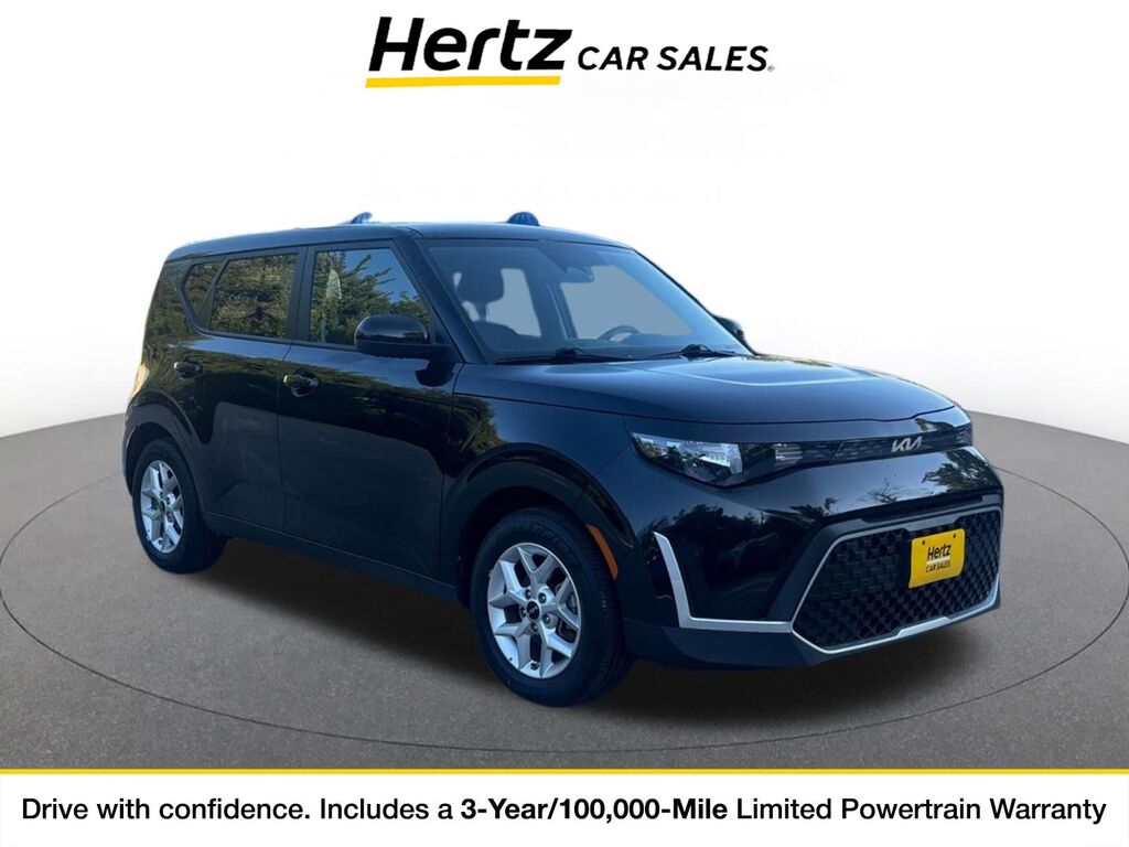 2025 Kia Soul LX — photo 1 of 11