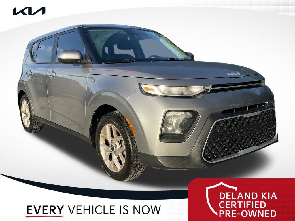 2022 Kia Soul LX — photo 1 of 13