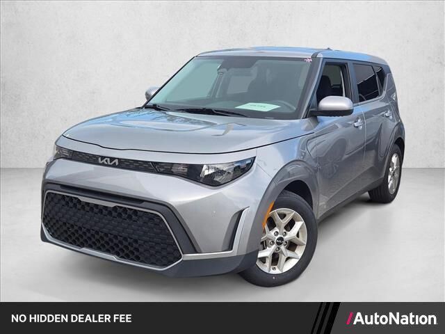 2024 Kia Soul LX — photo 1 of 13