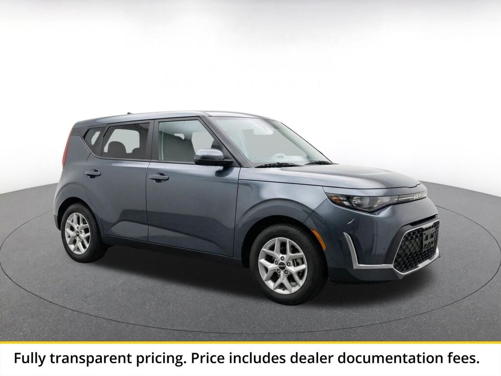 2025 Kia Soul LX — photo 1 of 1