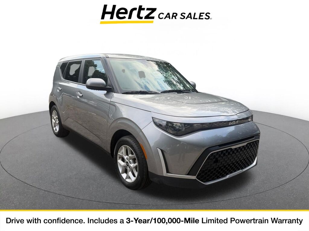 2025 Kia Soul LX — photo 1 of 11