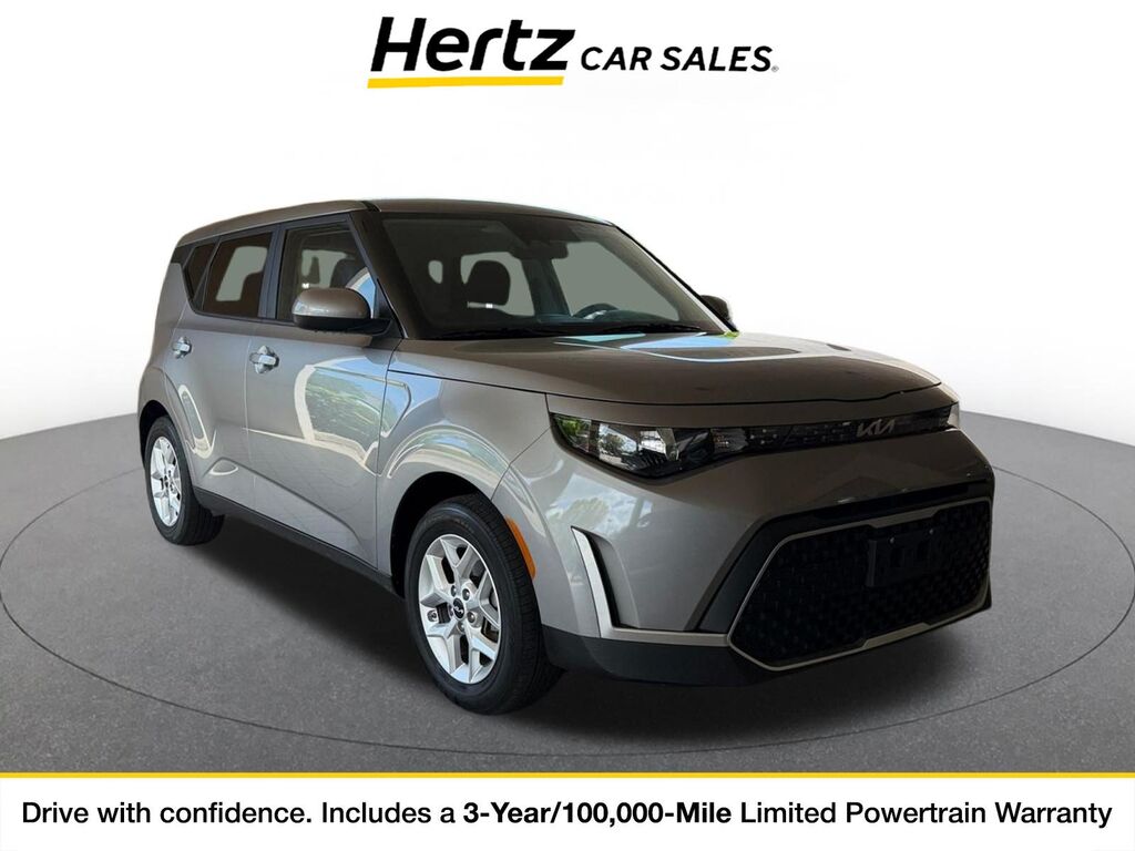 2025 Kia Soul LX — photo 1 of 11