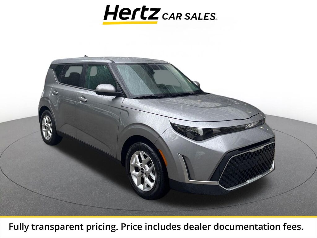 2025 Kia Soul LX — photo 1 of 1