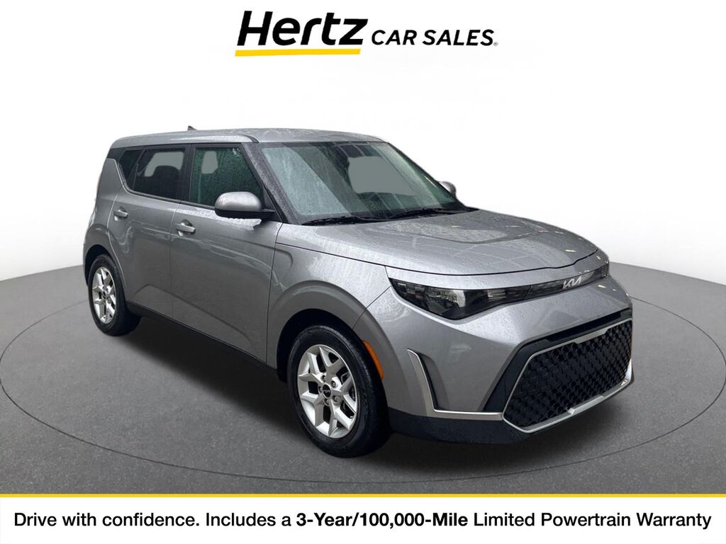 2025 Kia Soul LX — photo 1 of 11