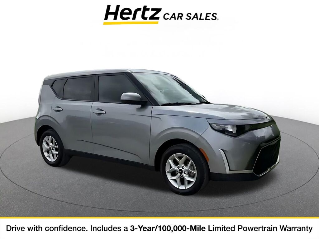 2025 Kia Soul LX — photo 1 of 11