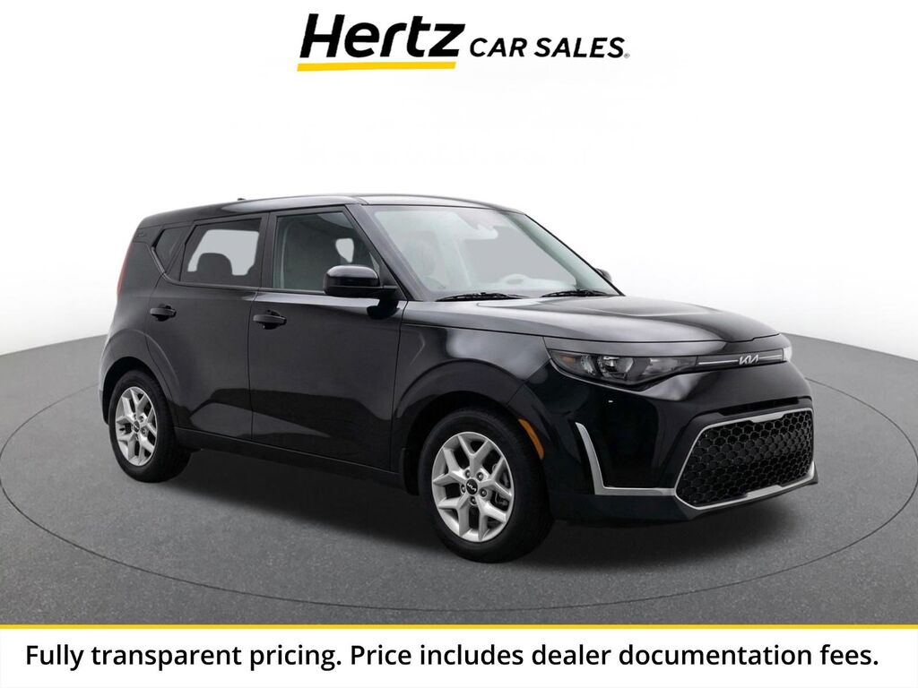 2025 Kia Soul LX — photo 1 of 2