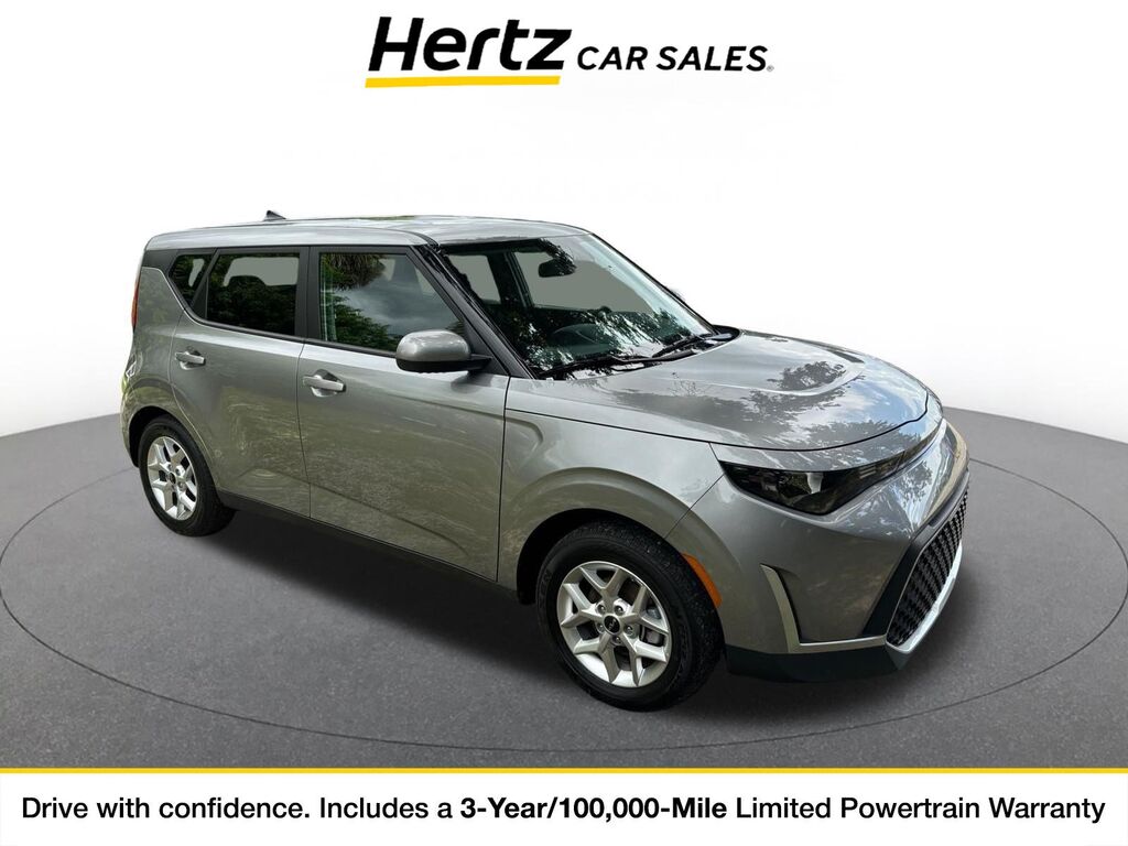 2025 Kia Soul LX — photo 1 of 11