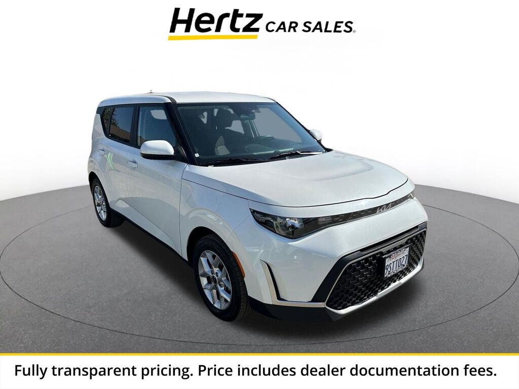 2025 Kia Soul LX — photo 1 of 1