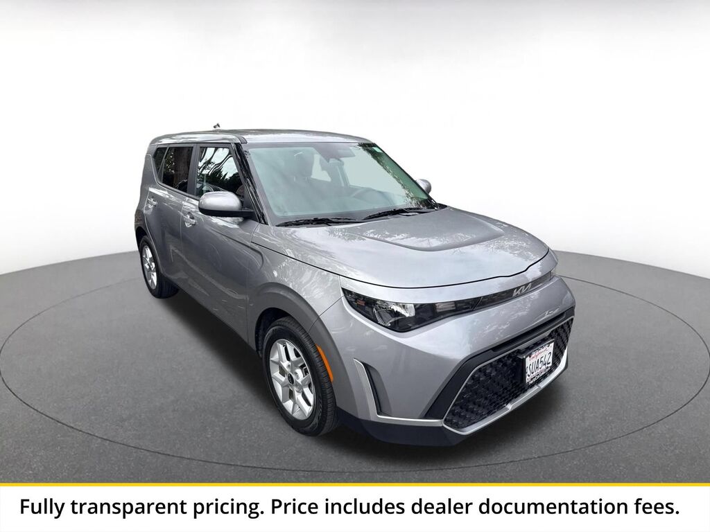 2025 Kia Soul LX — photo 1 of 1