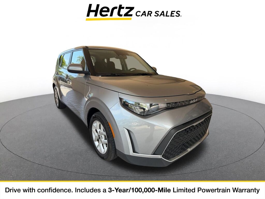 2025 Kia Soul LX — photo 1 of 11