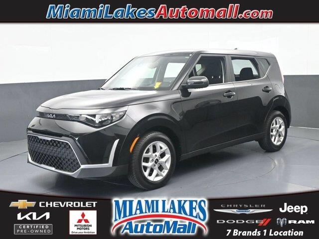 2023 Kia Soul S — photo 1 of 26