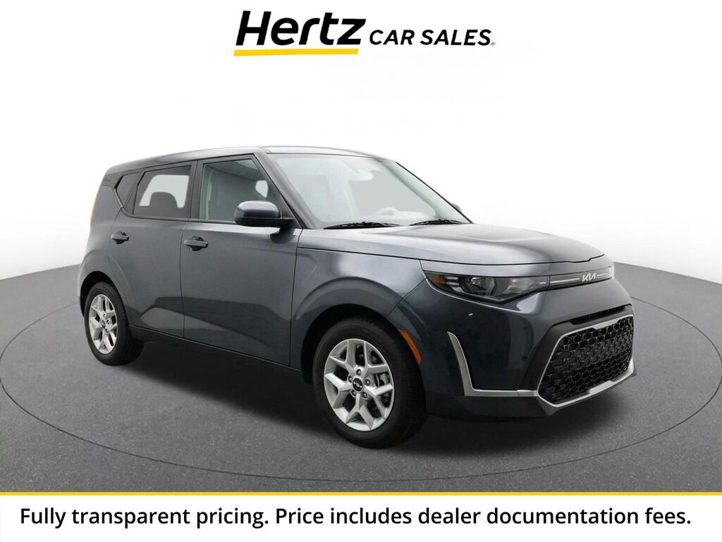 2025 Kia Soul LX — photo 1 of 2