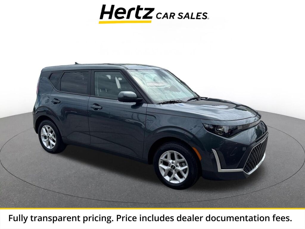 2025 Kia Soul LX — photo 1 of 2