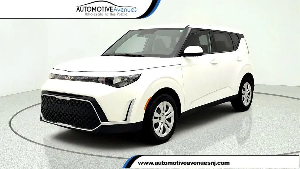 2025 Kia Soul S — photo 1 of 13