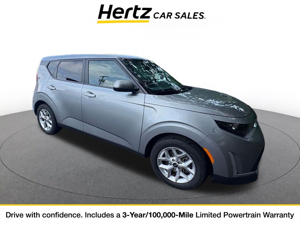 2025 Kia Soul LX — photo 1 of 11