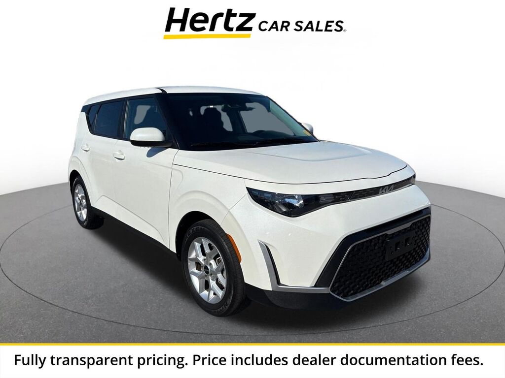 2025 Kia Soul LX — photo 1 of 1