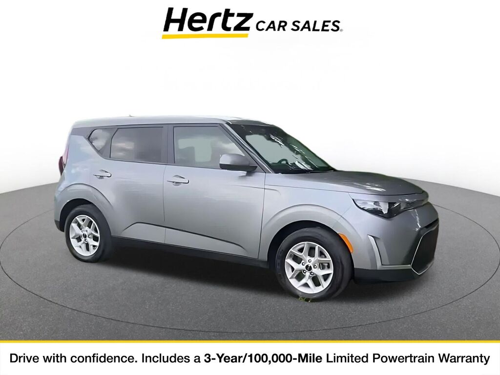 2025 Kia Soul LX — photo 1 of 11