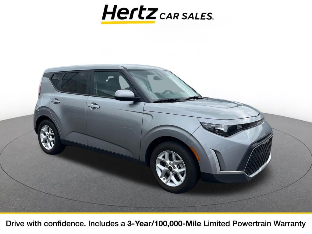 2025 Kia Soul LX — photo 1 of 11