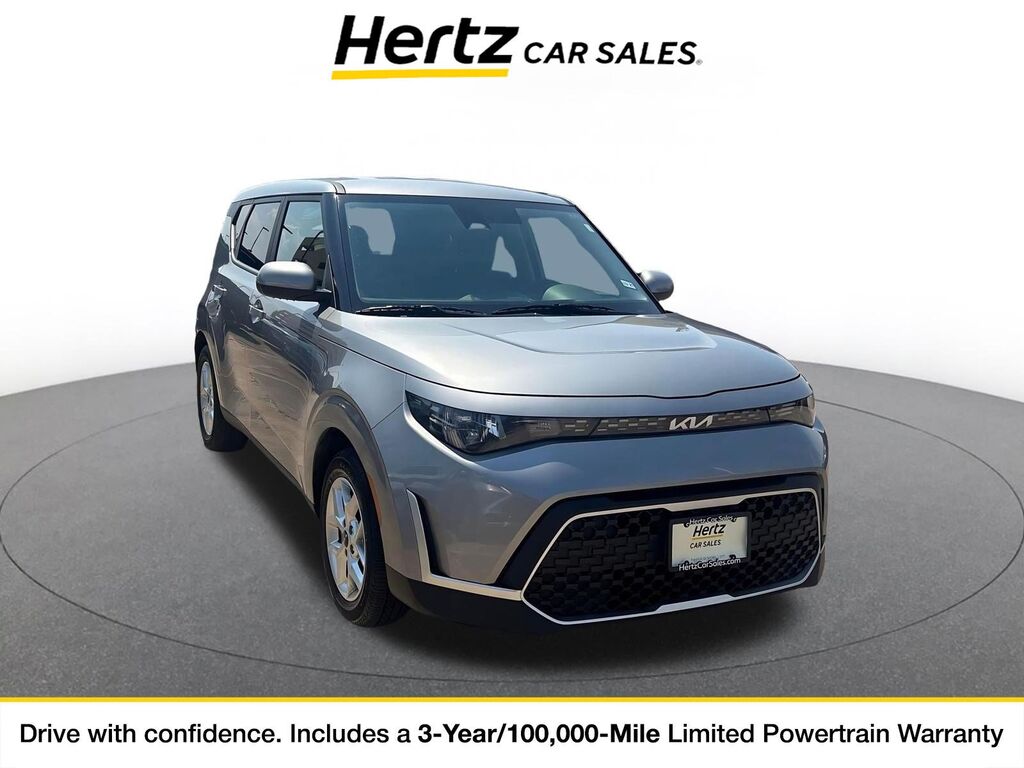 2025 Kia Soul LX — photo 1 of 11