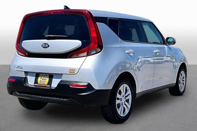2020 Kia Soul LX — photo 1 of 13