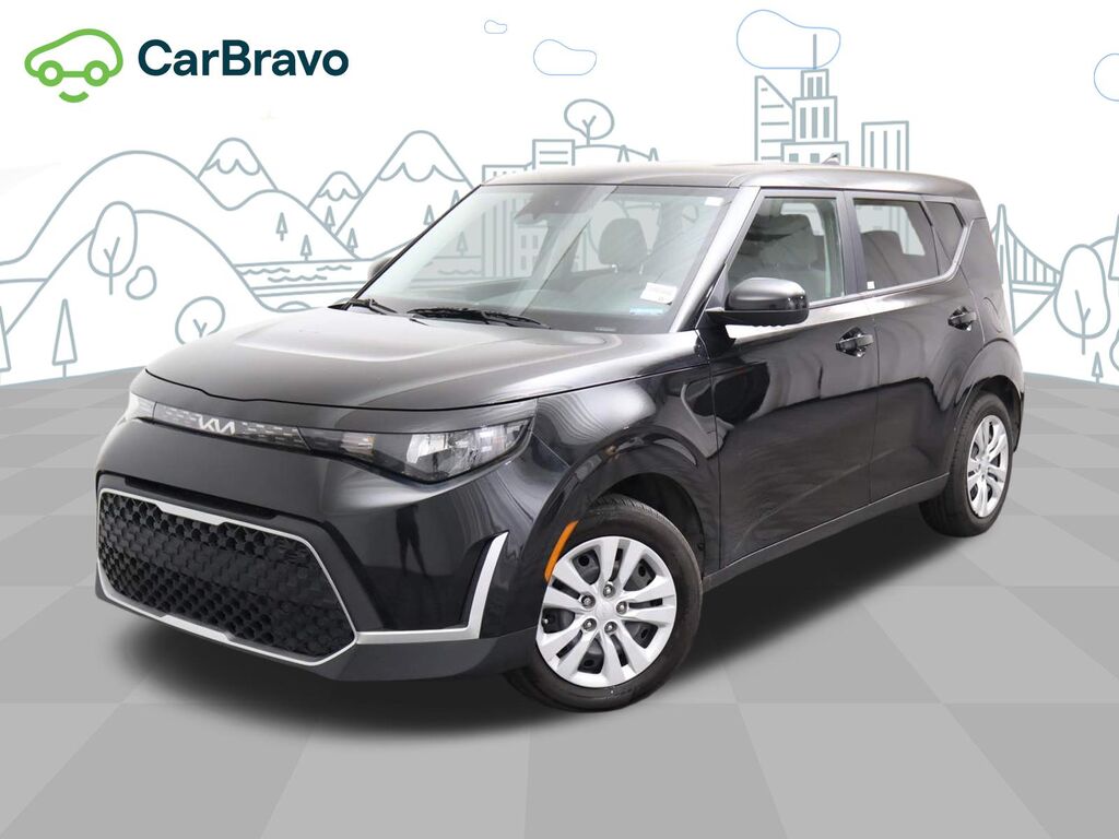 2023 Kia Soul LX — photo 1 of 6