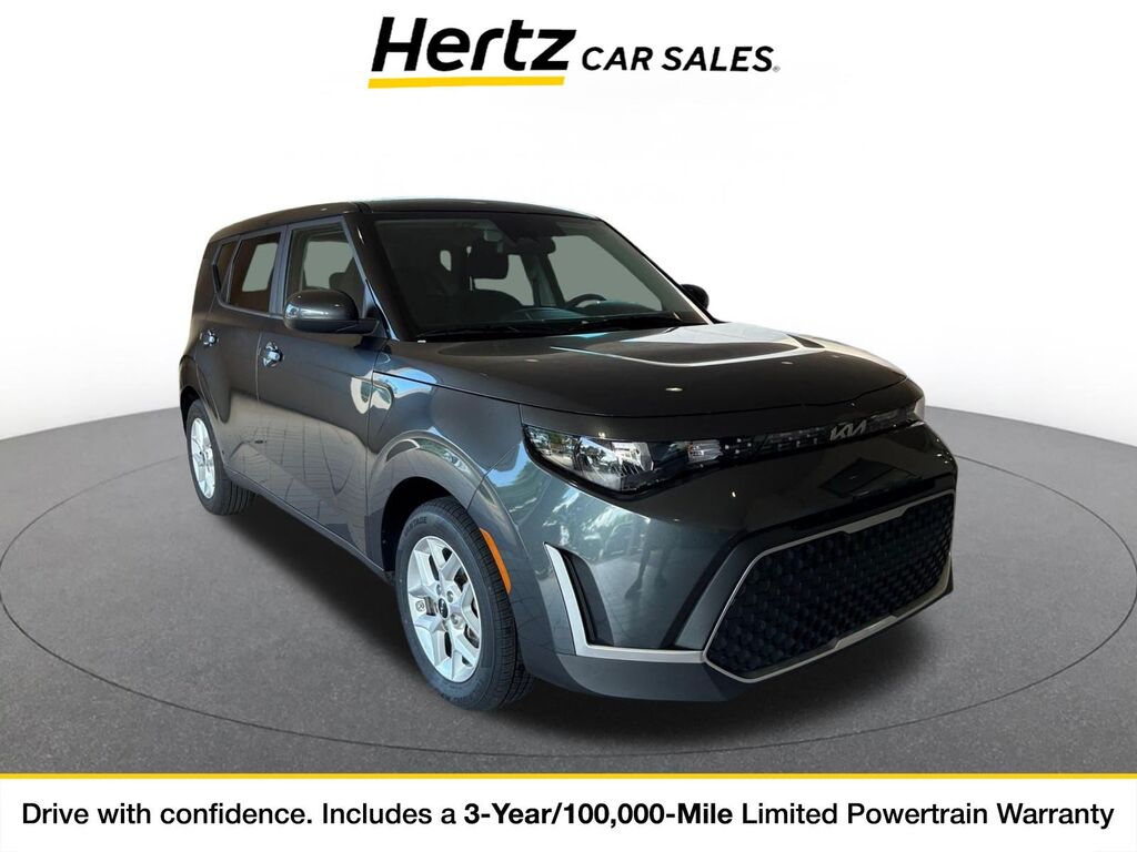 2025 Kia Soul LX — photo 1 of 11