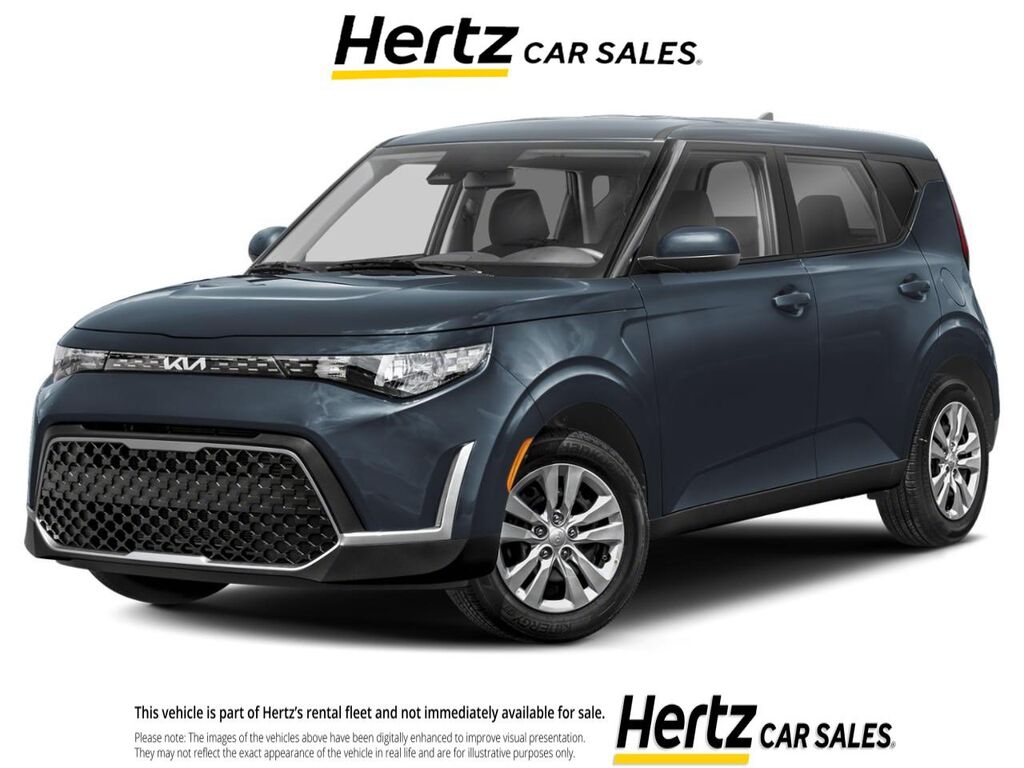 2025 Kia Soul LX — photo 1 of 2