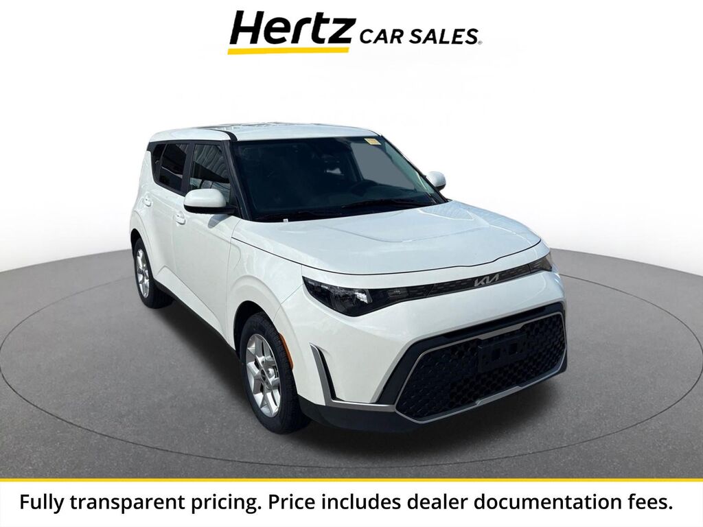 2025 Kia Soul LX — photo 1 of 1
