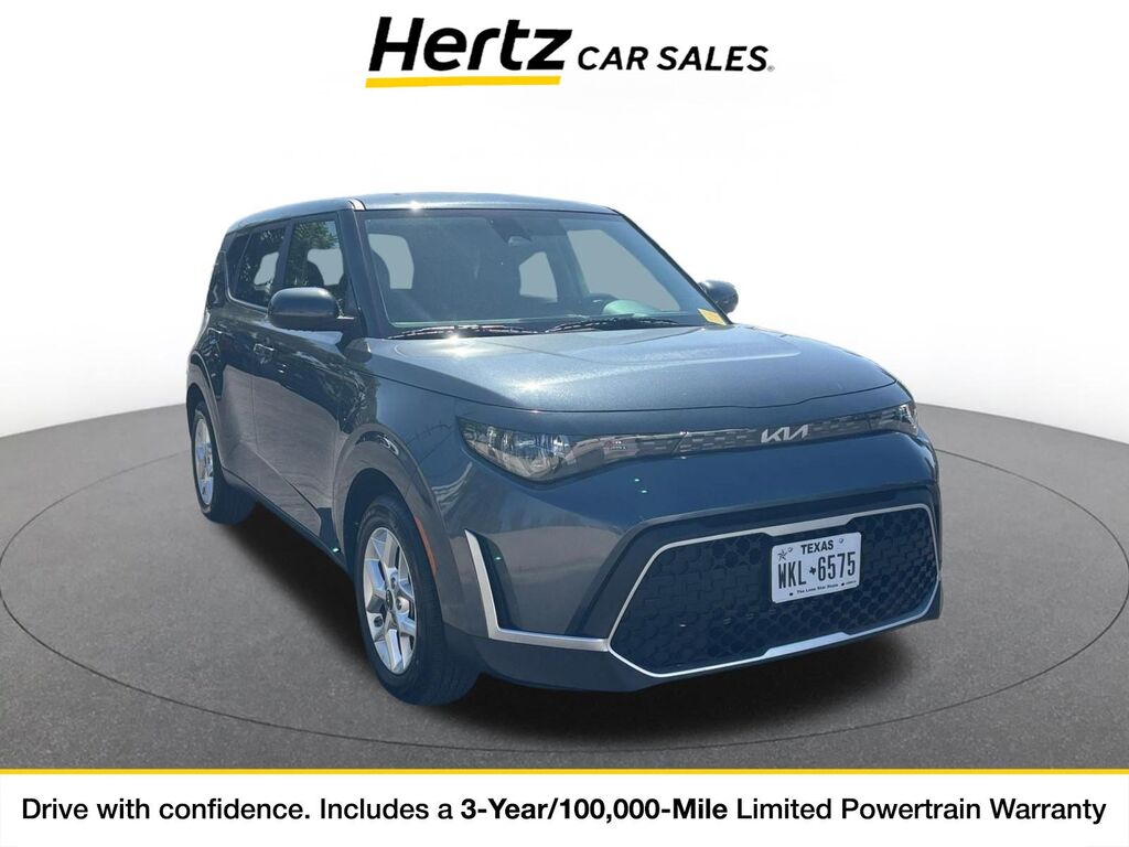 2025 Kia Soul LX — photo 1 of 11