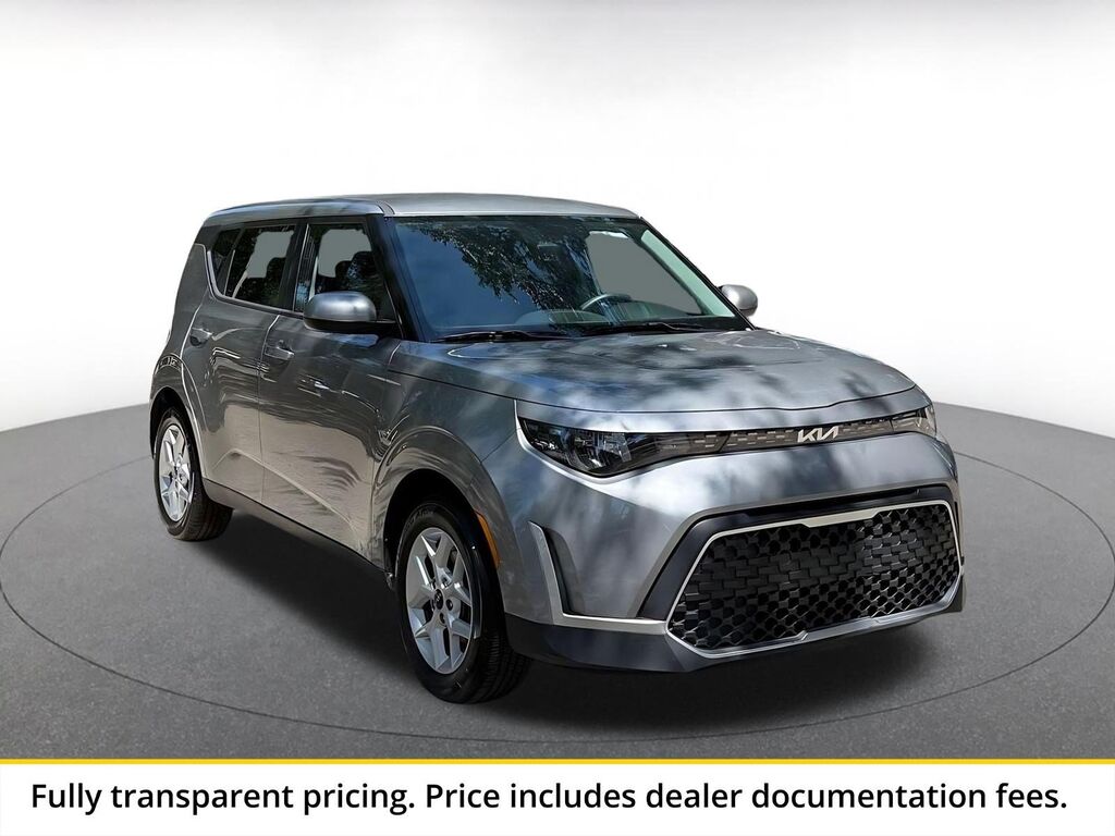 2025 Kia Soul LX — photo 1 of 1