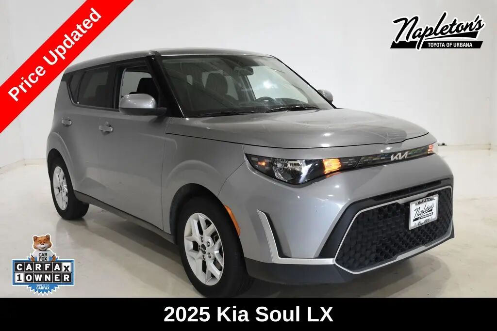 2025 Kia Soul LX — photo 1 of 13