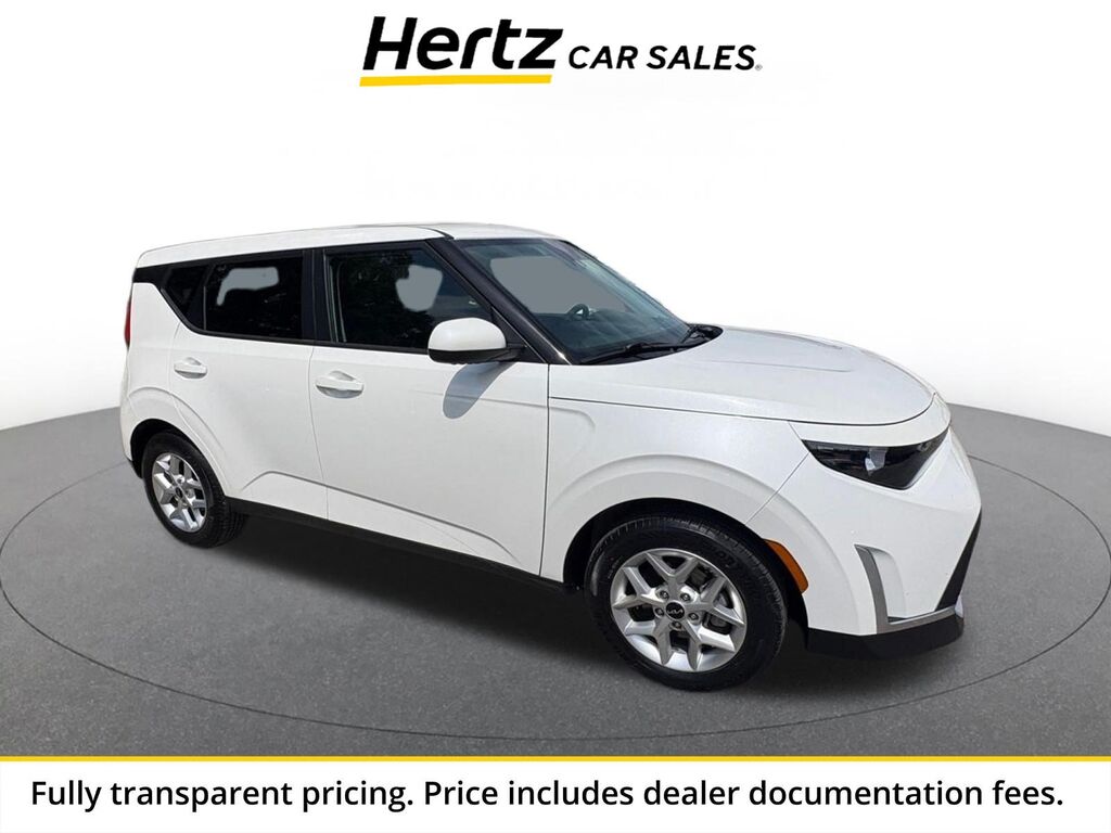 2025 Kia Soul LX — photo 1 of 1