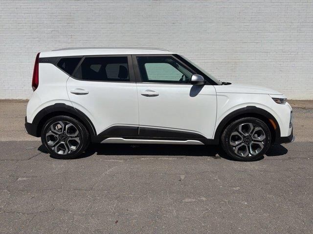 2020 Kia Soul S — photo 1 of 78