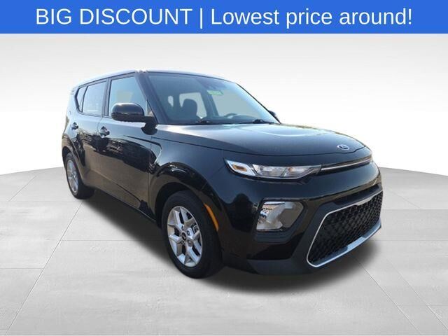 2020 Kia Soul S — photo 1 of 26