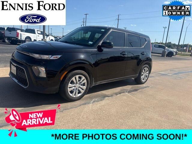 2020 Kia Soul LX — photo 1 of 11