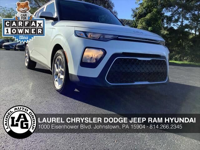 2022 Kia Soul LX — photo 1 of 13