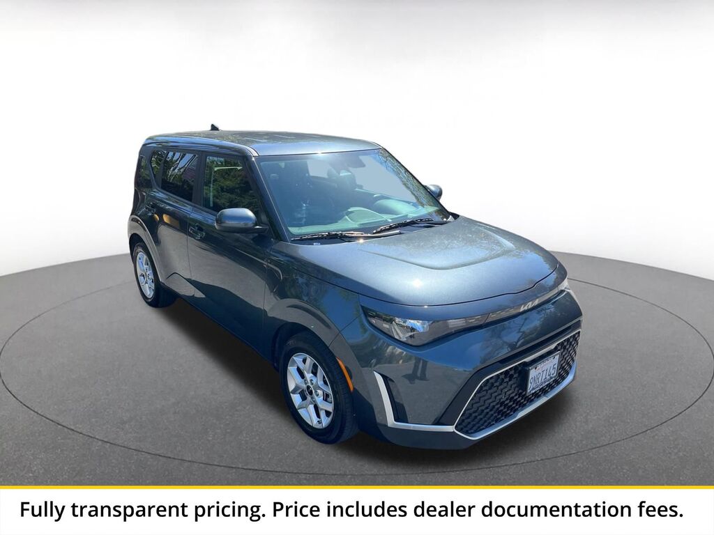 2025 Kia Soul LX — photo 1 of 1