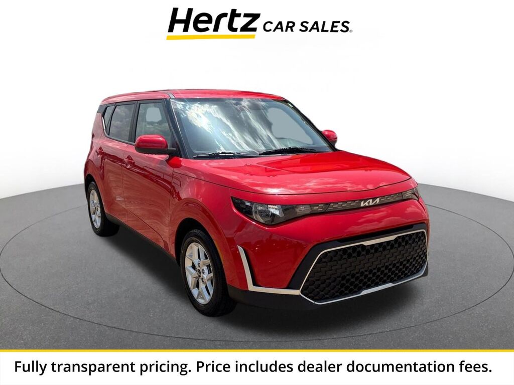 2025 Kia Soul LX — photo 1 of 2