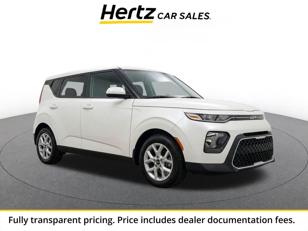 2025 Kia Soul LX — photo 1 of 2